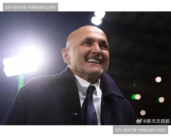 战术板:解析那不勒斯“低位防反”体系的演变,从斯帕莱蒂到现任教练的传承与革新。 战术板:解析那不勒斯“低位防反”体系的演变,从斯帕莱蒂到现任教练的传承与革新。